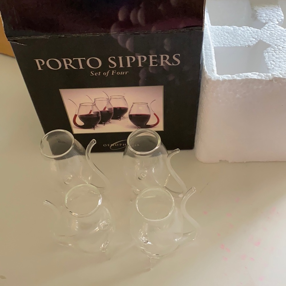 Oenophillia Porto  Wine Sippers Hand Blow set of 4